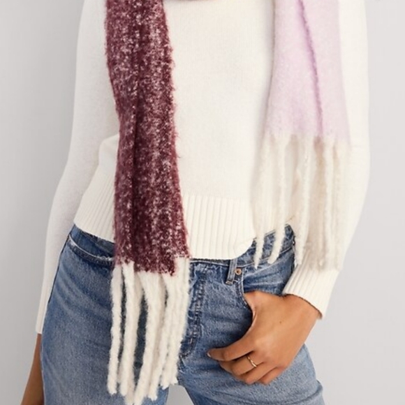 Soft Cozy Long Fringe Scarf - Color Block - Perfect Gift - Picture 3 of 3